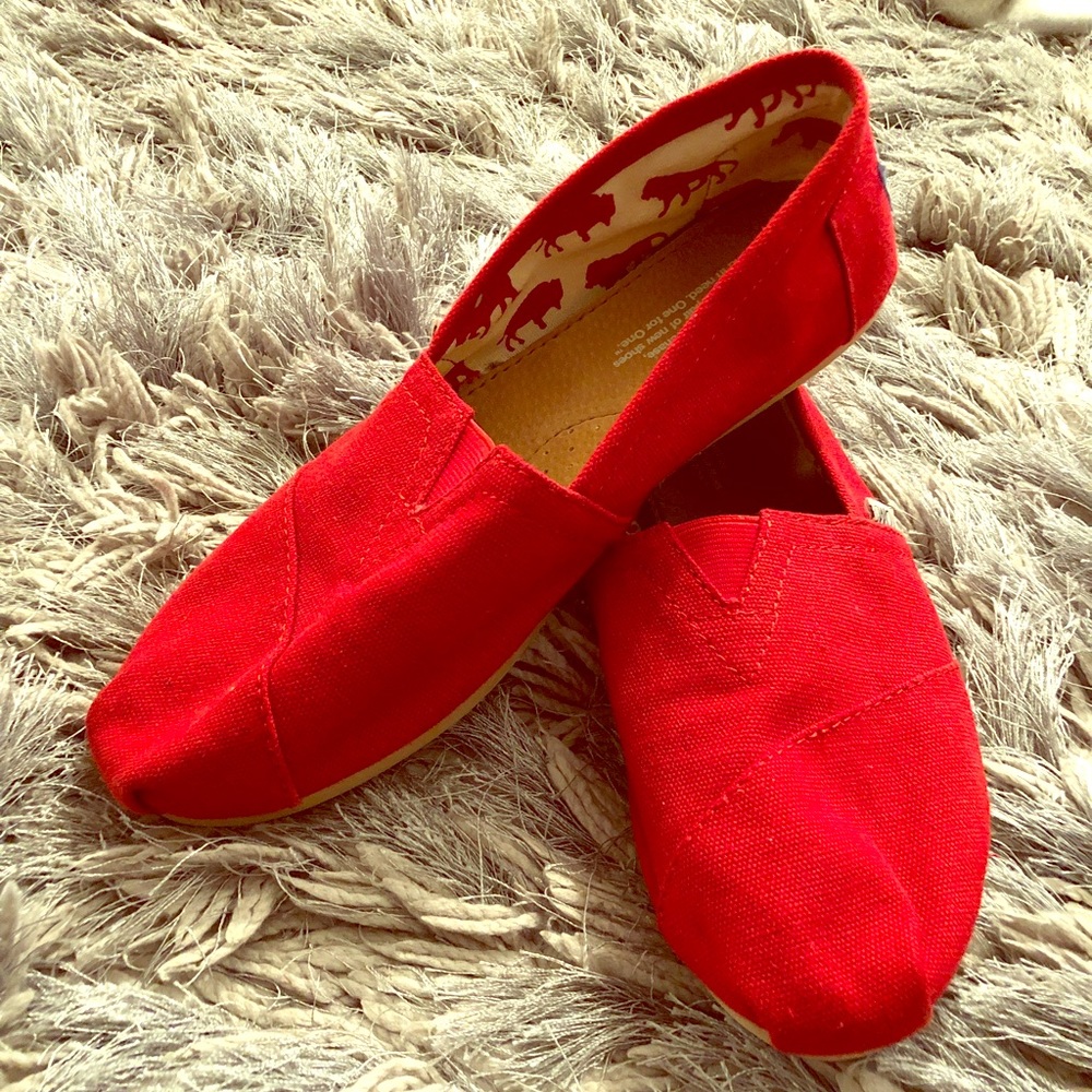 Toms Women’s Classic Canvas Shoe